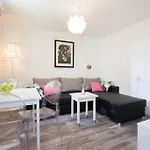 By The Sea Tucepi, Makarska - 16037 アパート Tučepi