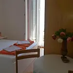 アパート By The Sea Tucepi, Makarska - 16037