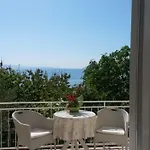 By The Sea Tucepi, Makarska - 16037 アパート *